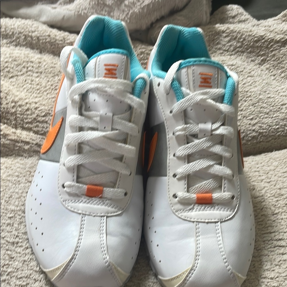 Nike Shox 6 youth